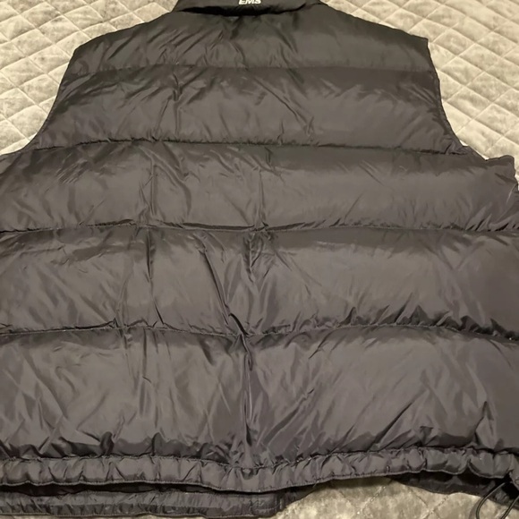EASTERN MOUNTAIN SPORTS DOWN VEST EUC PTP 25.5 in men’s xxl huge INSIDE pocket - Picture 7 of 8
